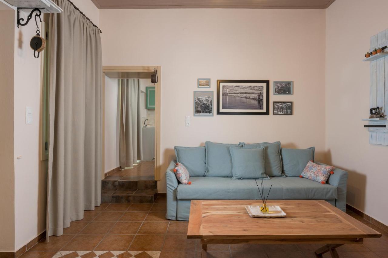 Iosif De Home Kournas Exterior photo
